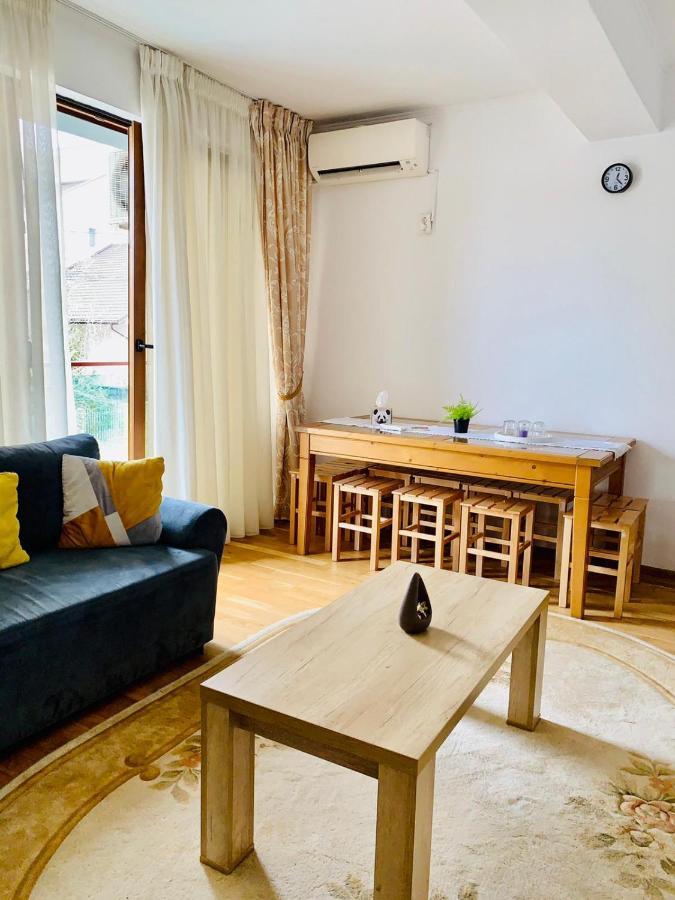 Hella Apartament Mamaia-Nord นาโวดาริ ภายนอก รูปภาพ
