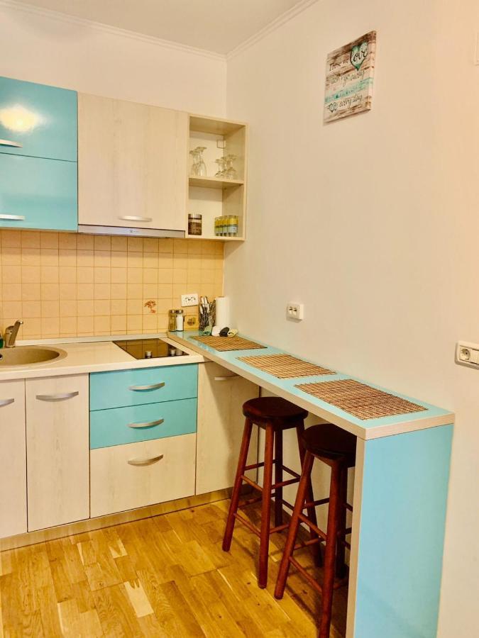 Hella Apartament Mamaia-Nord นาโวดาริ ภายนอก รูปภาพ