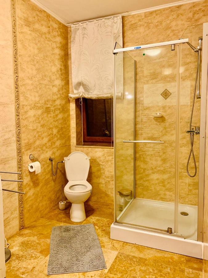 Hella Apartament Mamaia-Nord นาโวดาริ ภายนอก รูปภาพ