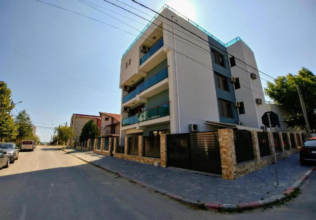 Hella Apartament Mamaia-Nord นาโวดาริ ภายนอก รูปภาพ