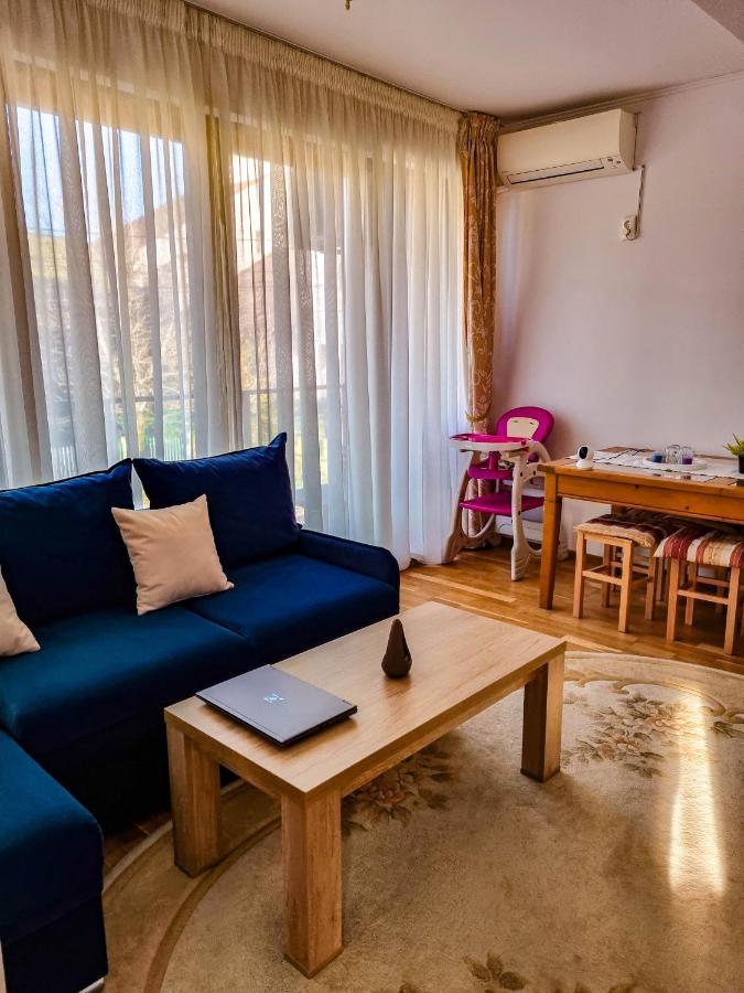 Hella Apartament Mamaia-Nord นาโวดาริ ภายนอก รูปภาพ