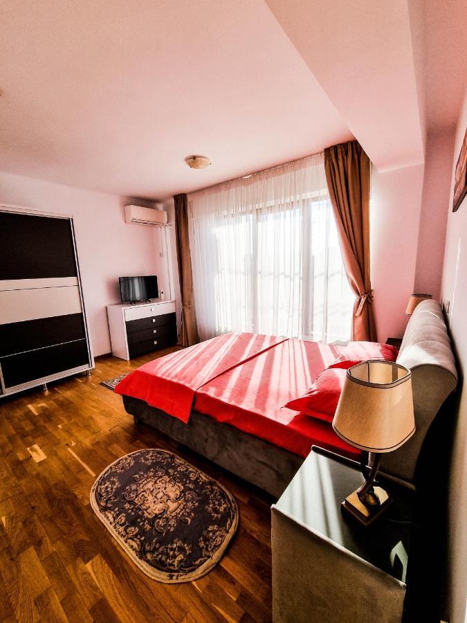 Hella Apartament Mamaia-Nord นาโวดาริ ภายนอก รูปภาพ