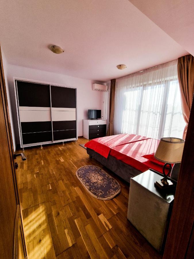 Hella Apartament Mamaia-Nord นาโวดาริ ภายนอก รูปภาพ