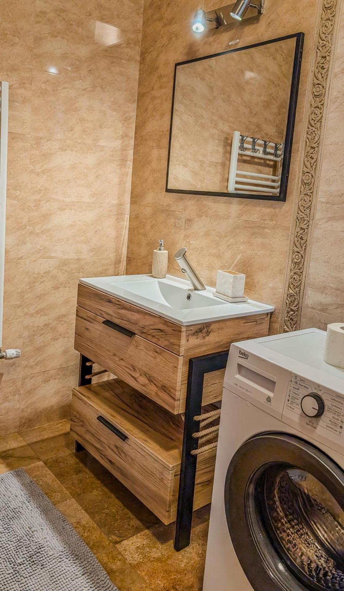 Hella Apartament Mamaia-Nord นาโวดาริ ภายนอก รูปภาพ