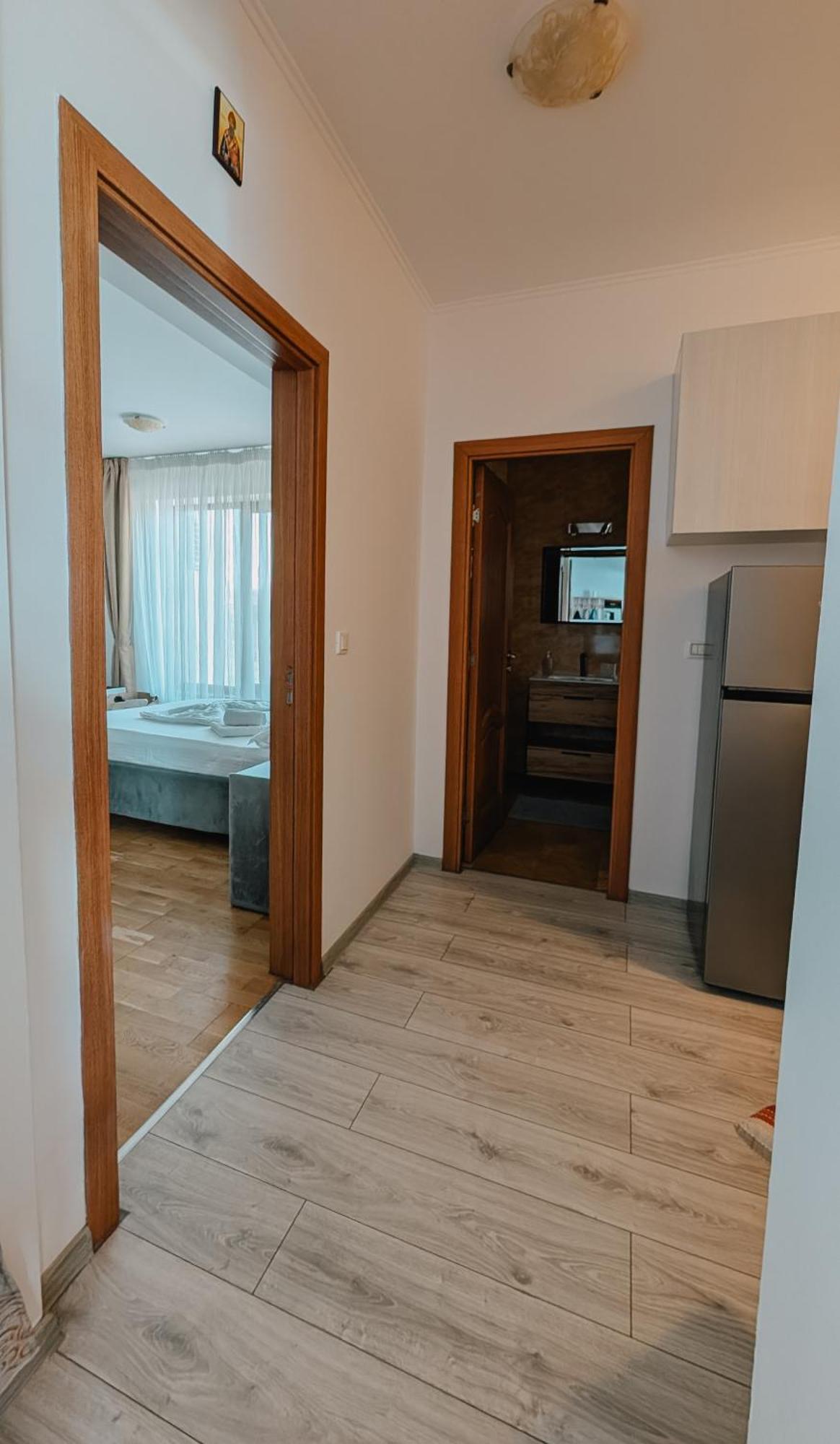 Hella Apartament Mamaia-Nord นาโวดาริ ภายนอก รูปภาพ