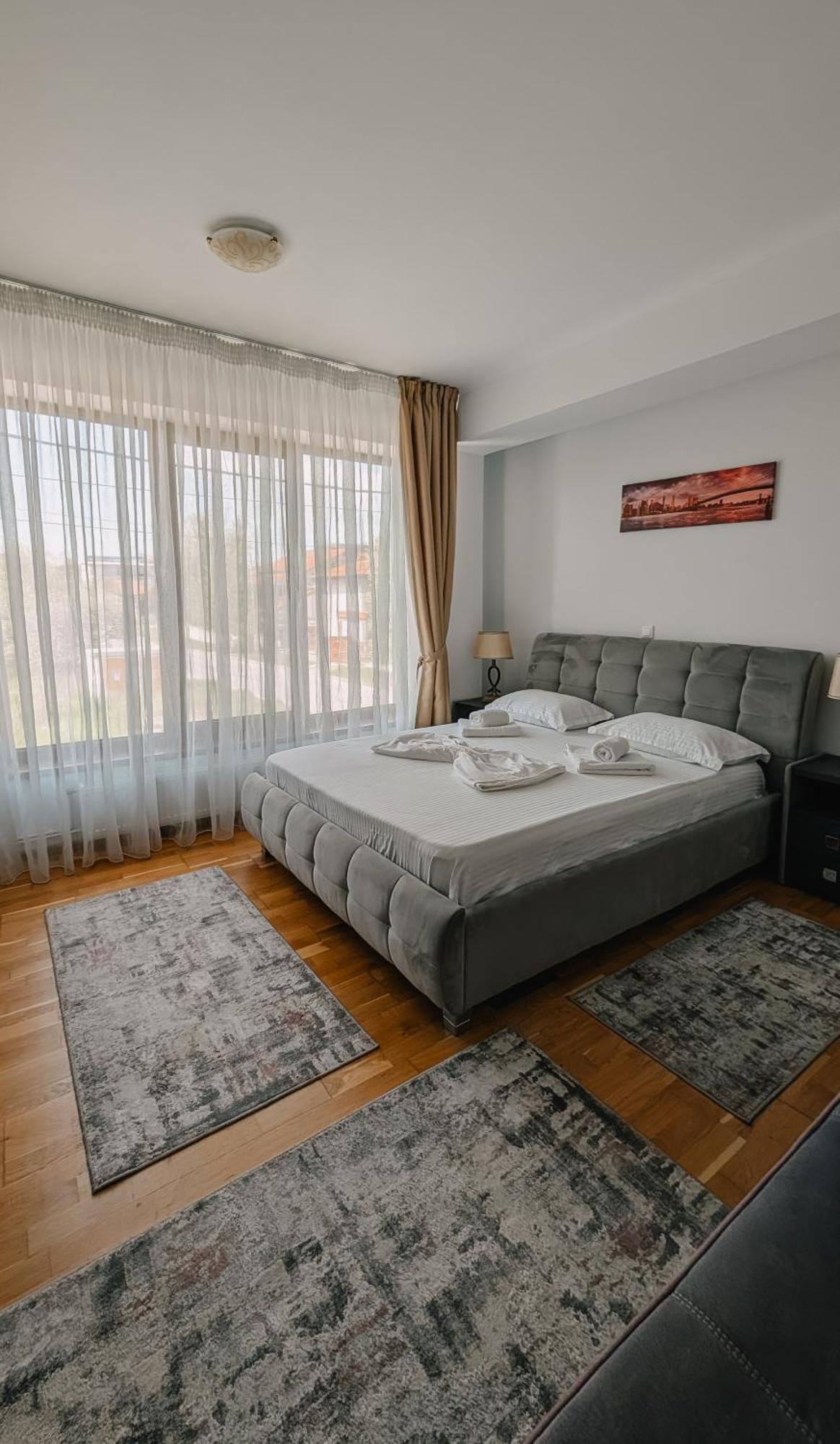 Hella Apartament Mamaia-Nord นาโวดาริ ภายนอก รูปภาพ