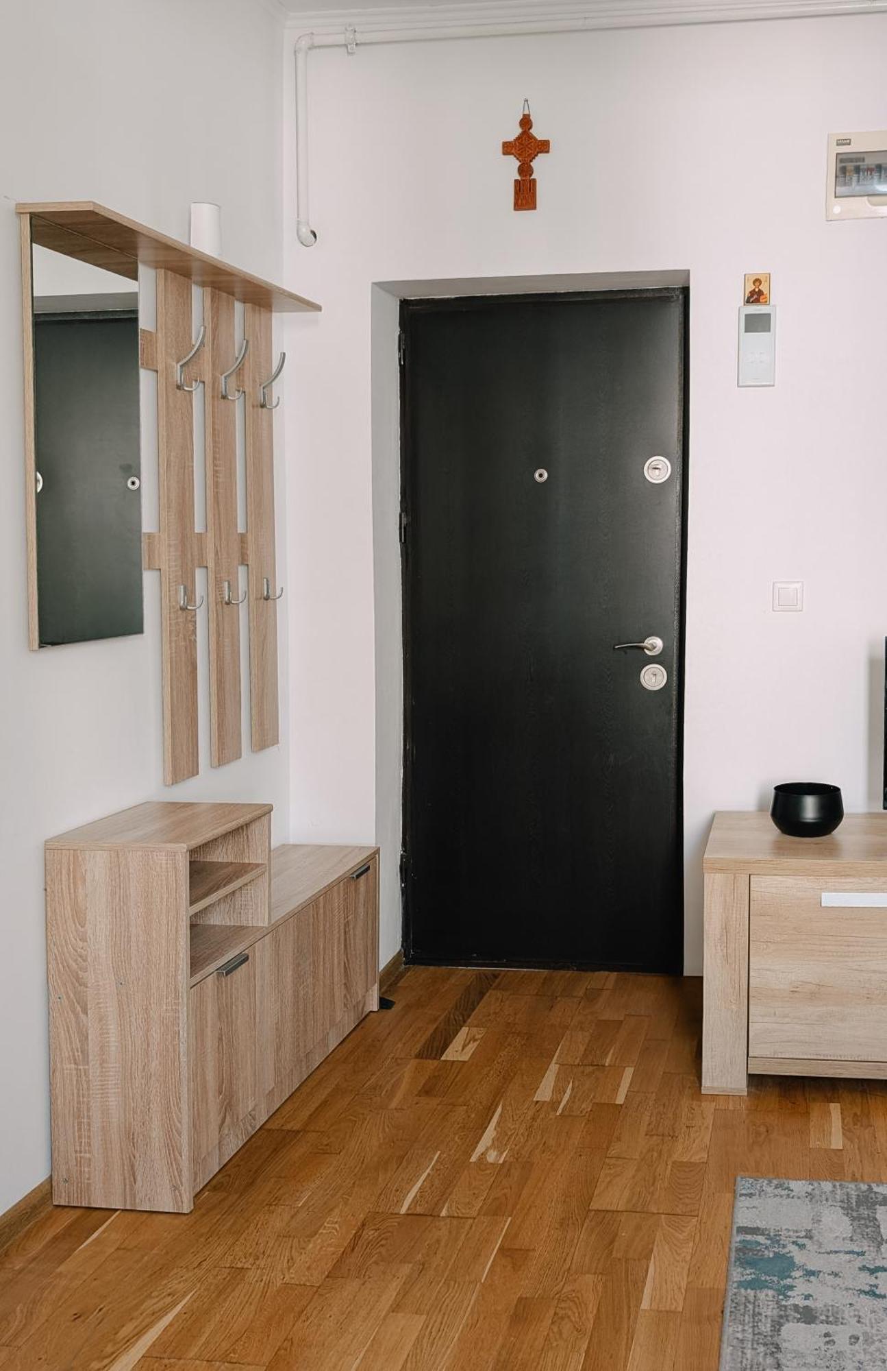Hella Apartament Mamaia-Nord นาโวดาริ ภายนอก รูปภาพ