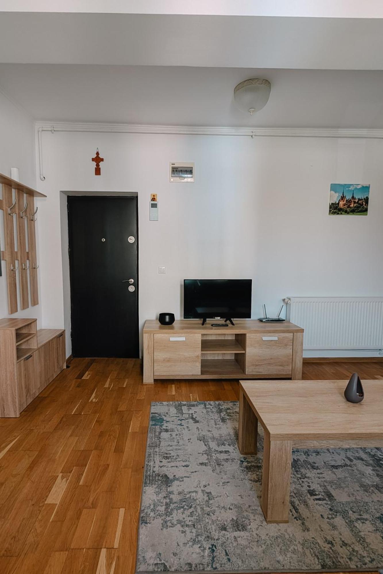 Hella Apartament Mamaia-Nord นาโวดาริ ภายนอก รูปภาพ